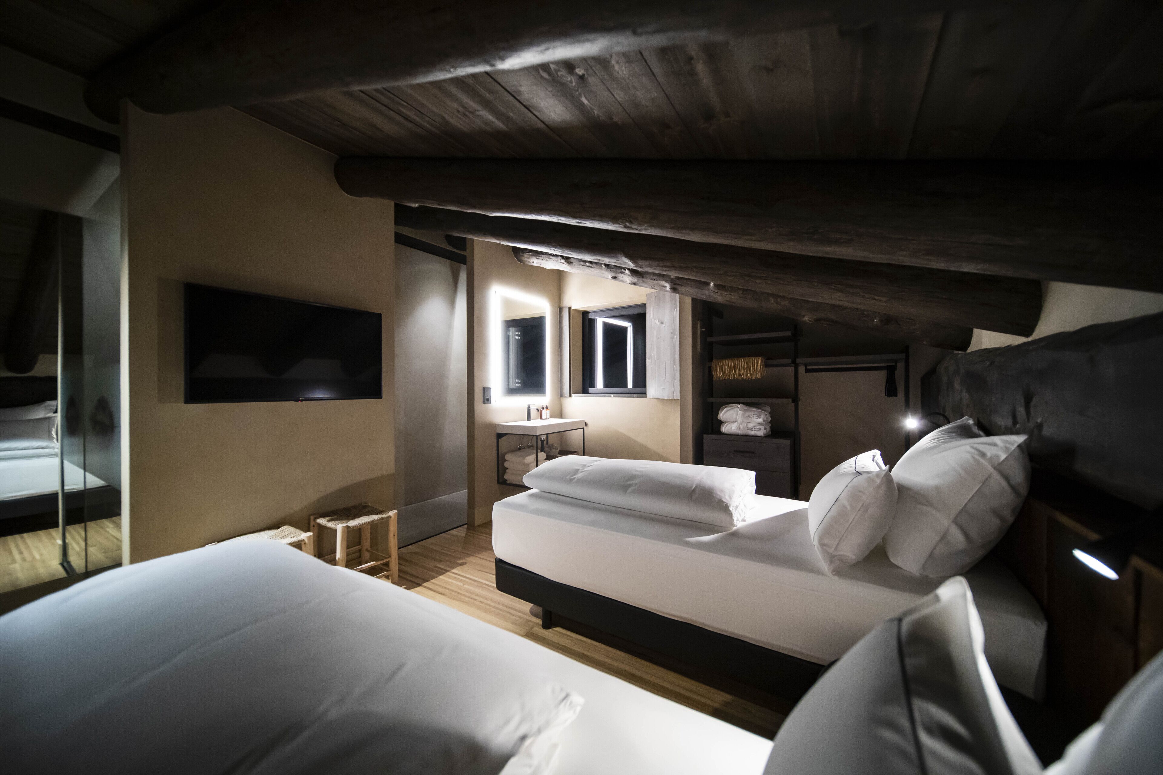 Les Pardines 1819 Mountain Suites & SPA