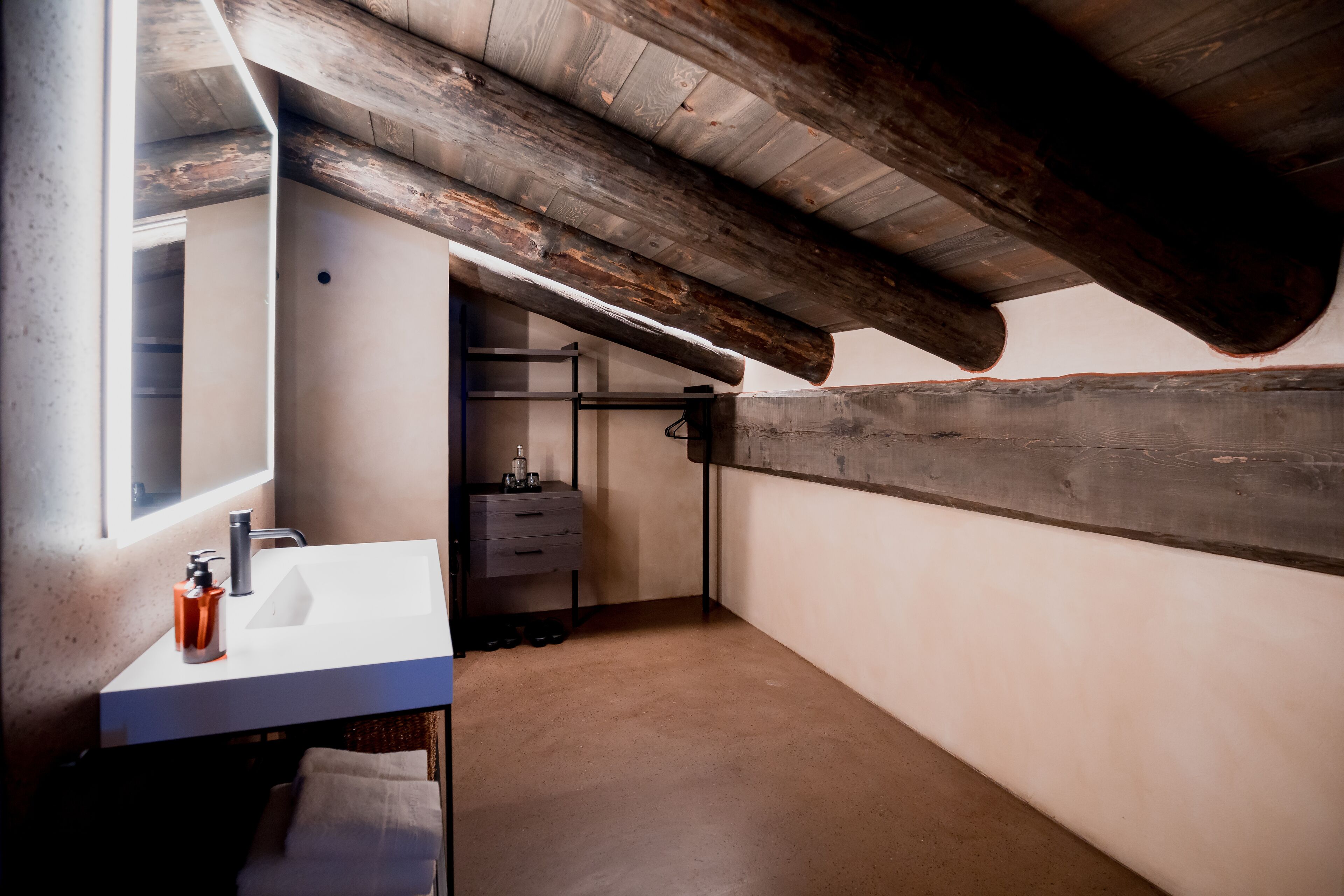 Les Pardines 1819 Mountain Suites & SPA