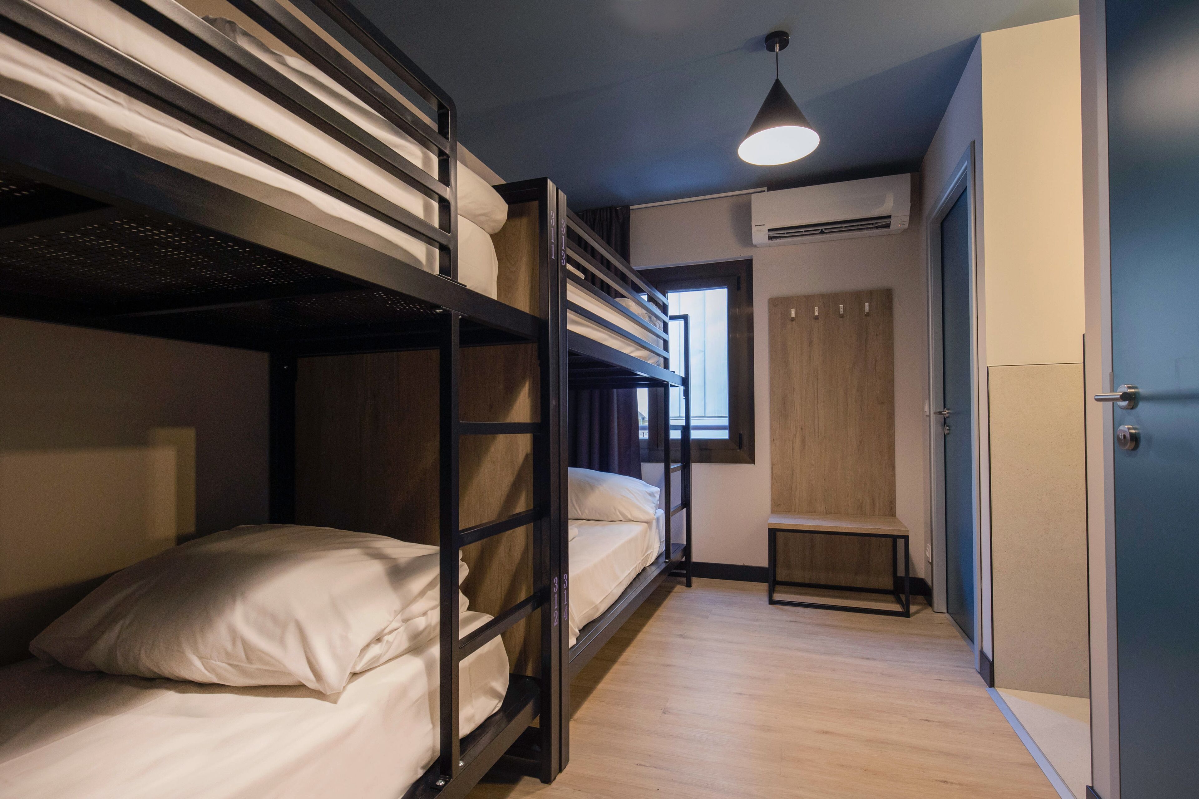Font Andorra Hostel