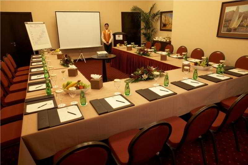 Al Manzel Hotel Apartements