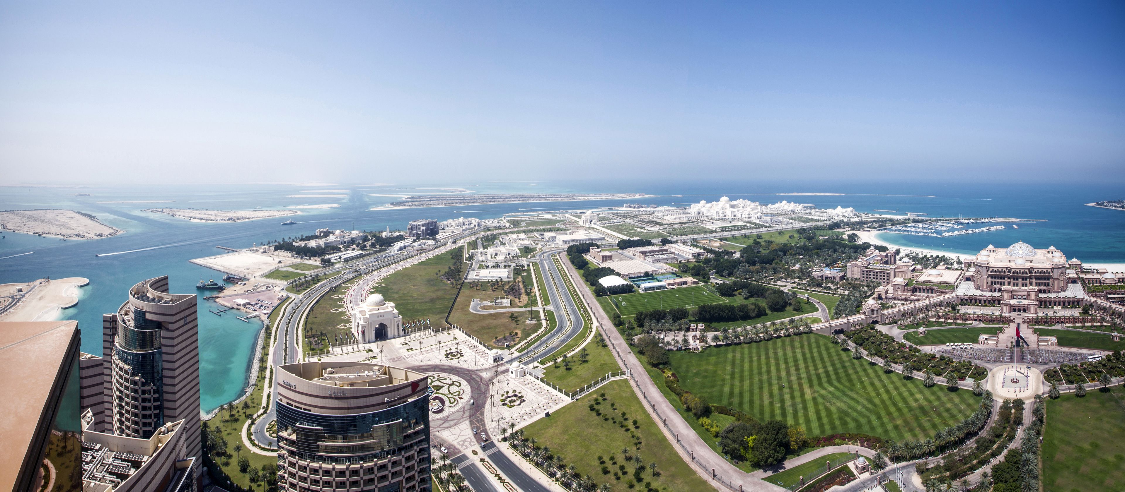 Bab Al Qasr Hotel