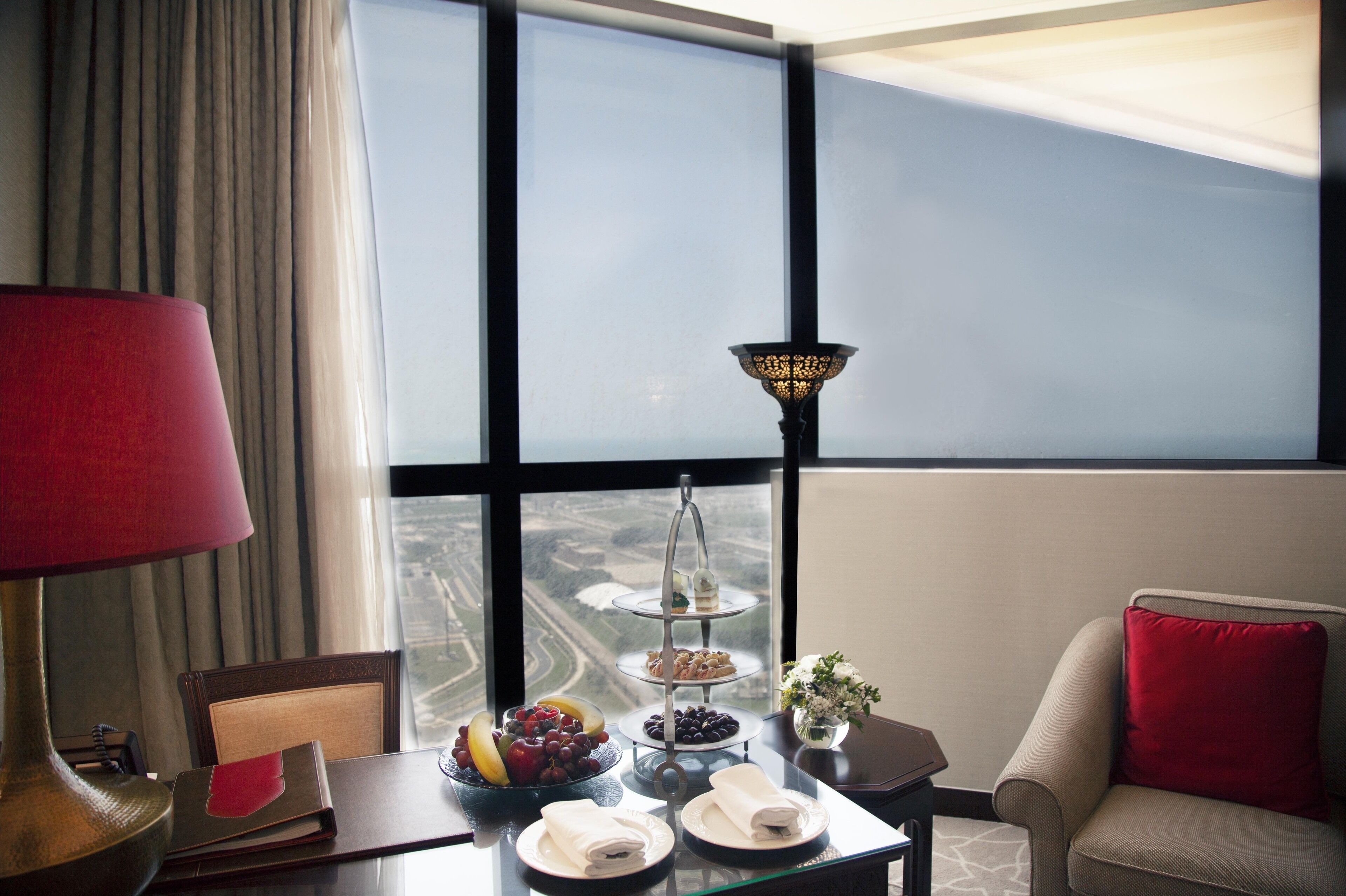 Bab Al Qasr Hotel
