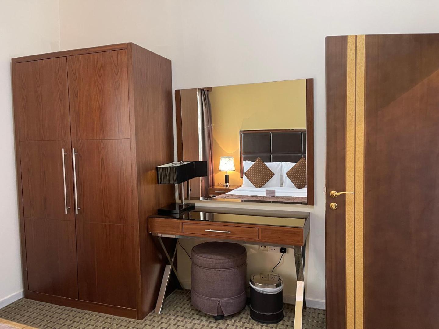 Down Town Plaza Hotel Apartments