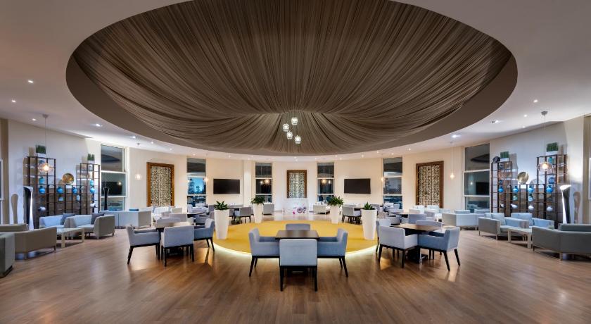 Grand Millennium Al Wahda