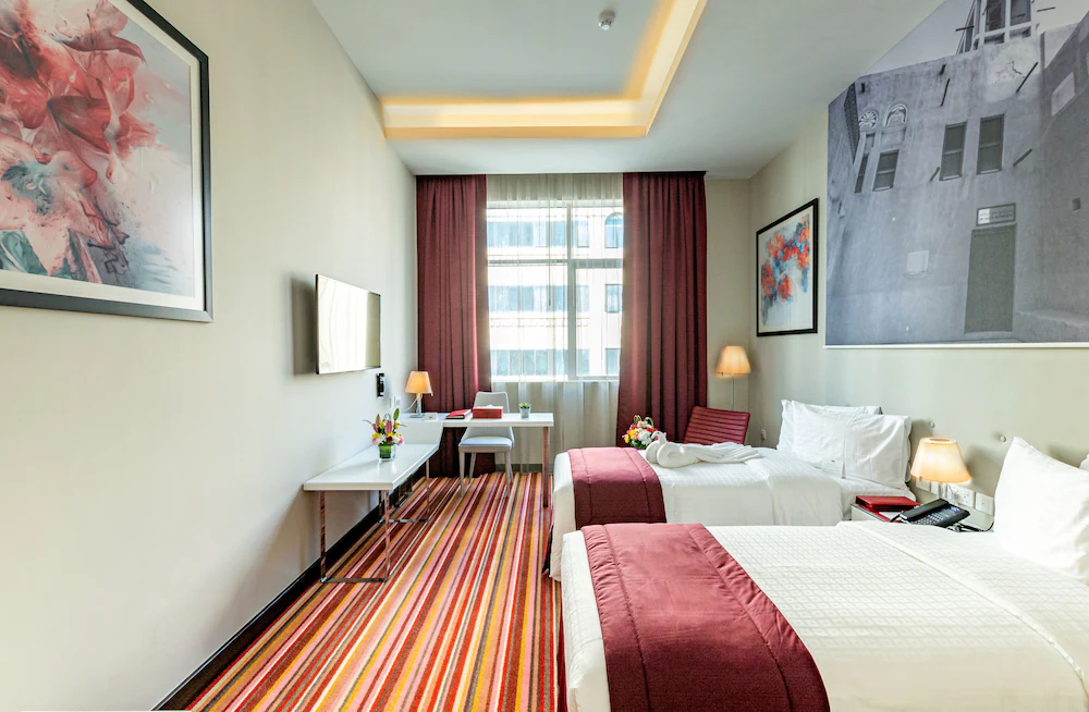 Gravity Hotel