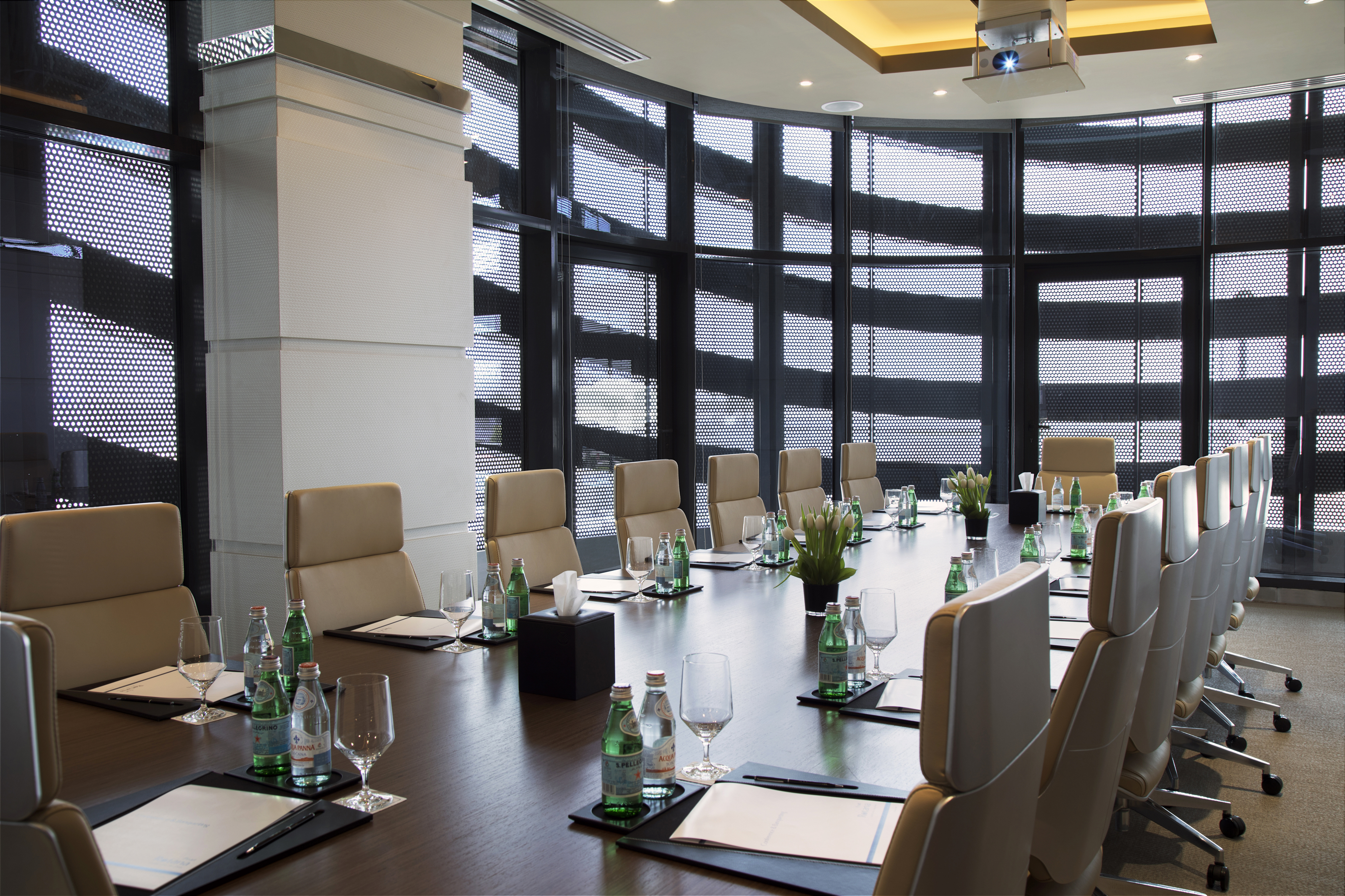 Pearl Rotana Capital Centre