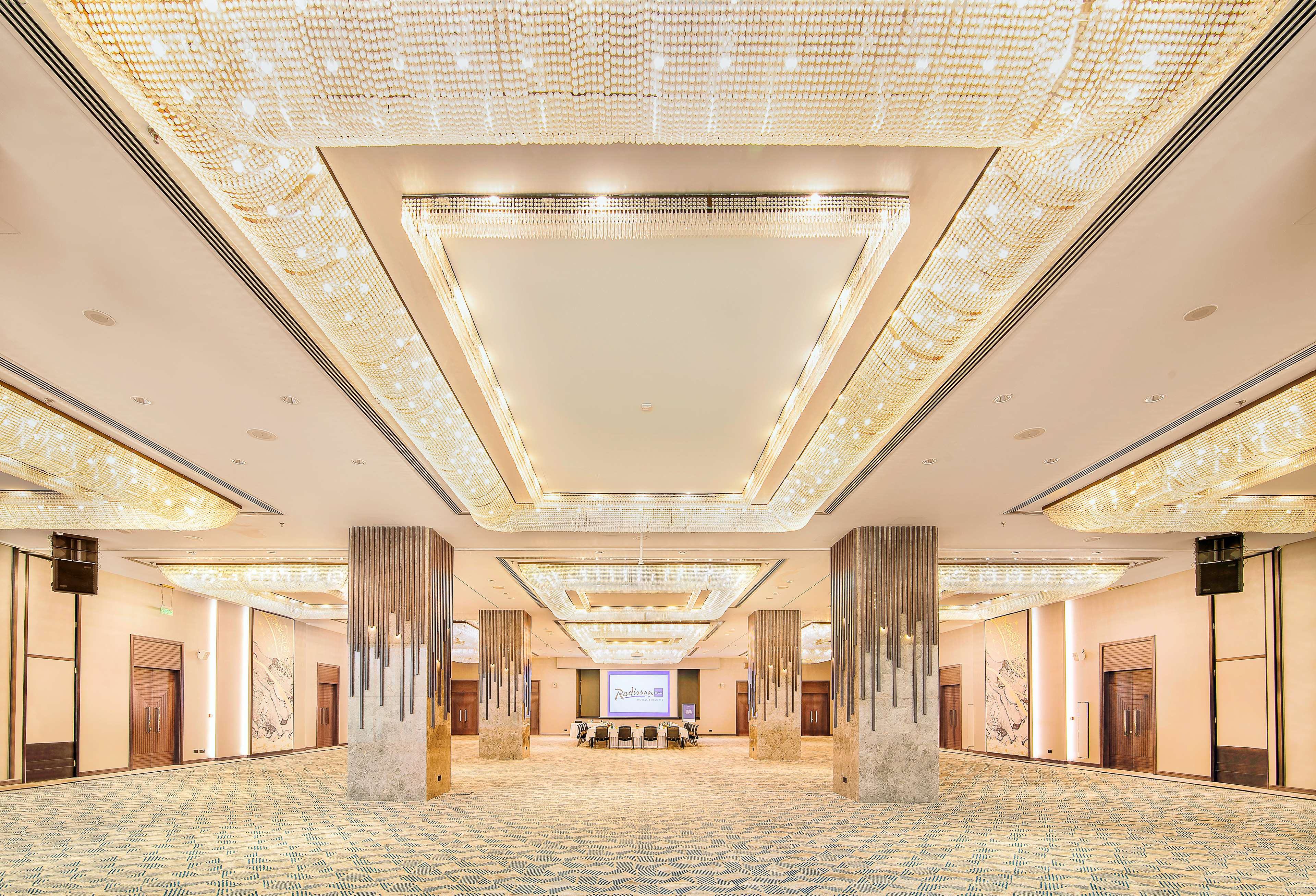 Radisson Blu Hotel & Resort, Abu Dhabi Corniche