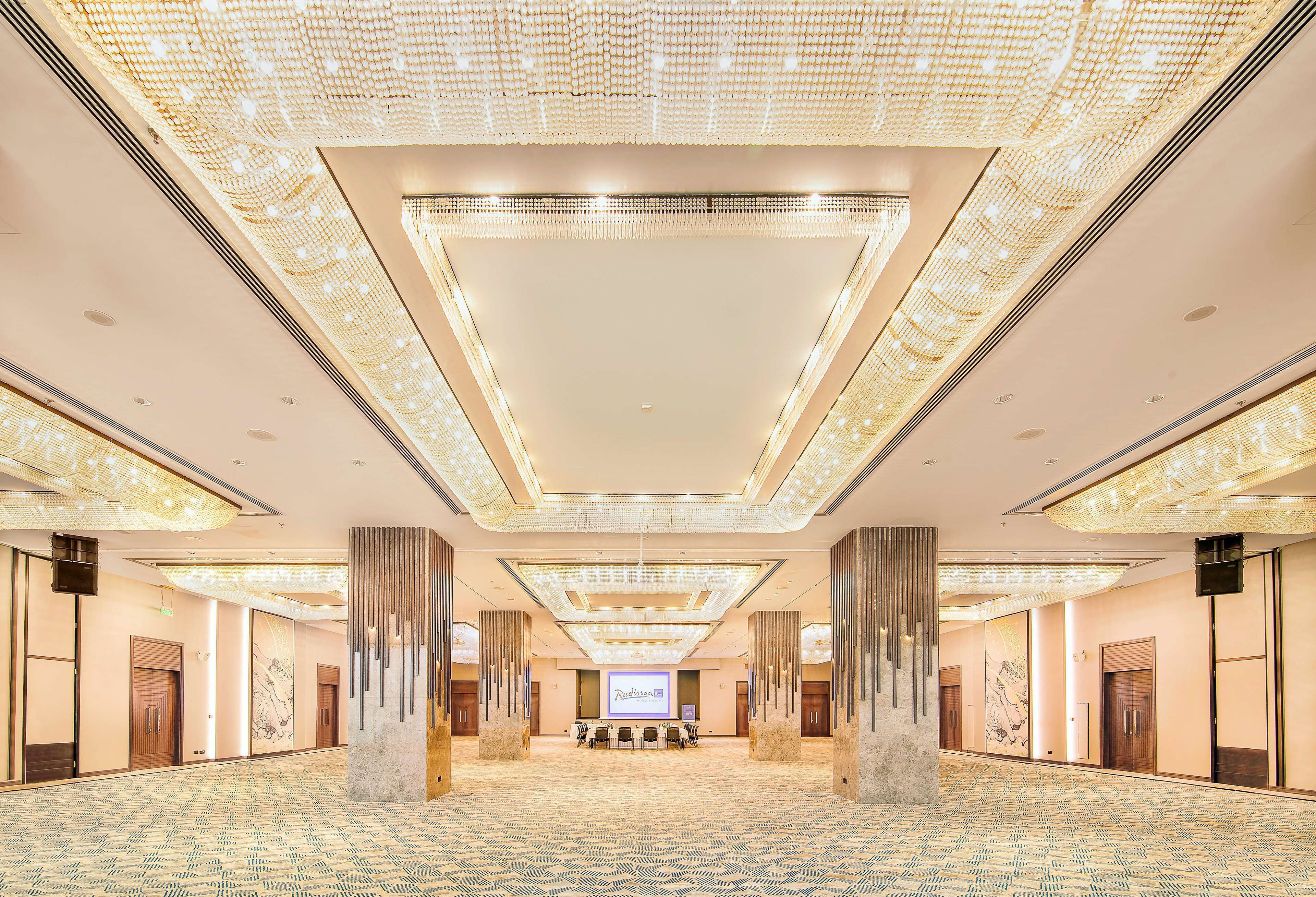 Radisson Blu Hotel & Resort, Abu Dhabi Corniche