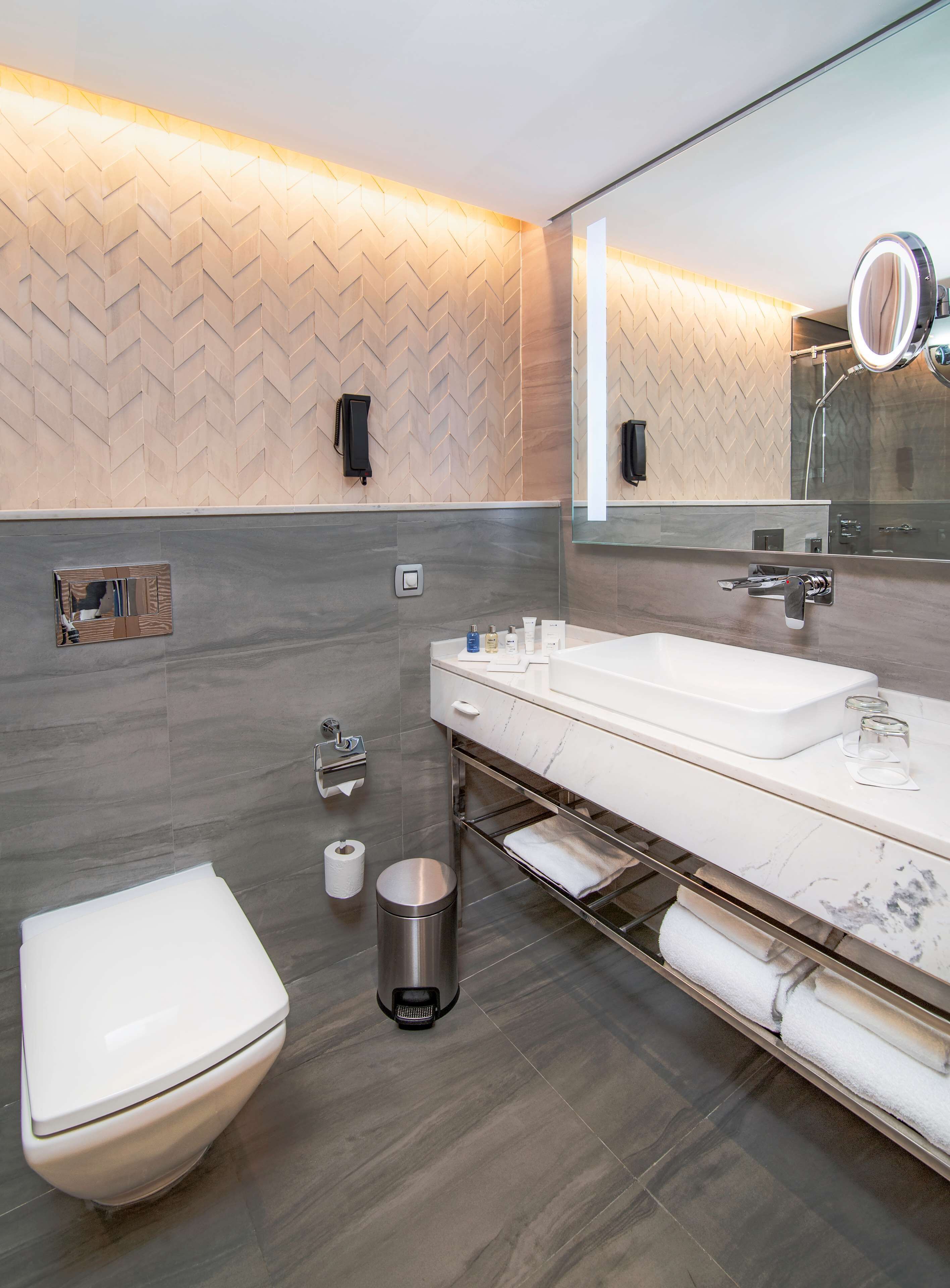 Radisson Blu Hotel & Resort, Abu Dhabi Corniche