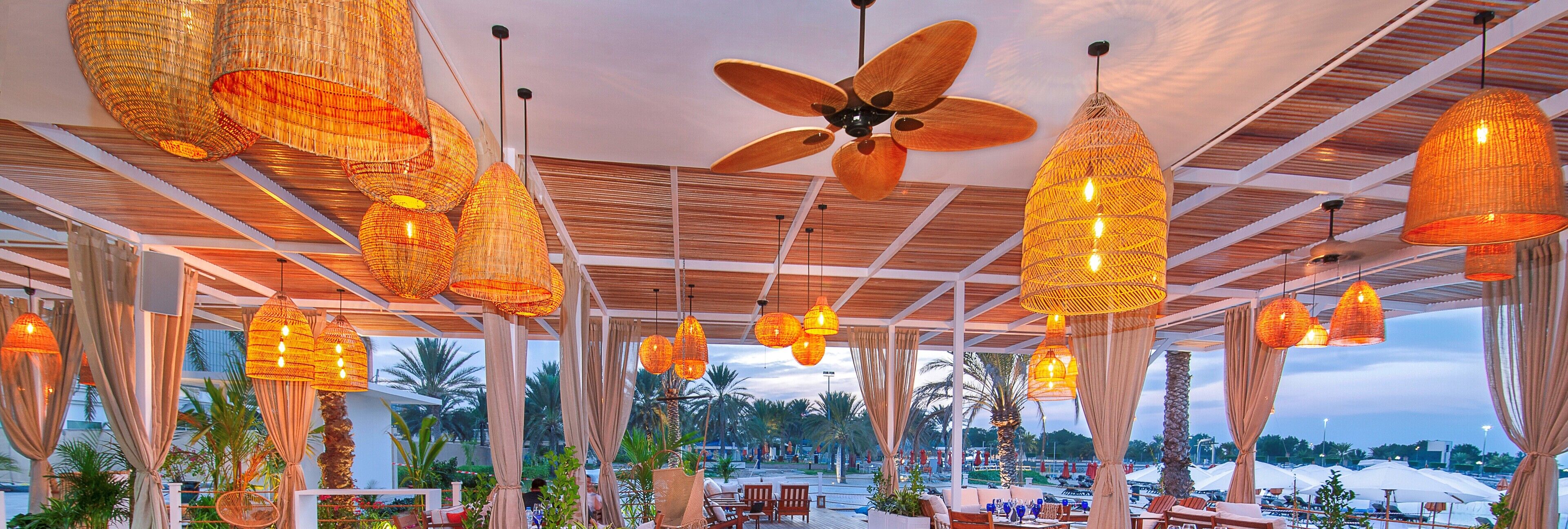 Radisson Blu Hotel & Resort, Abu Dhabi Corniche