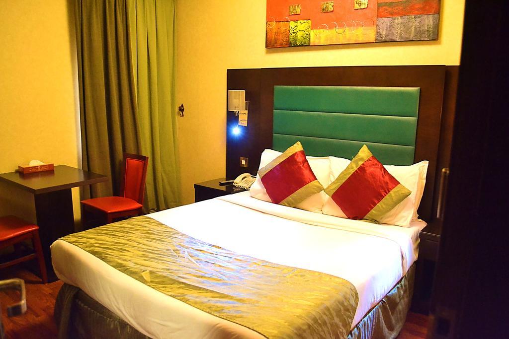 Strand Hotel Abu Dhabi
