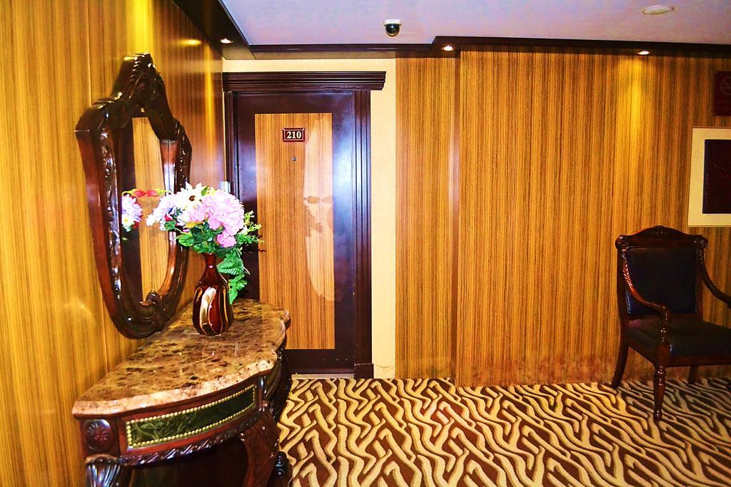 Strand Hotel Abu Dhabi