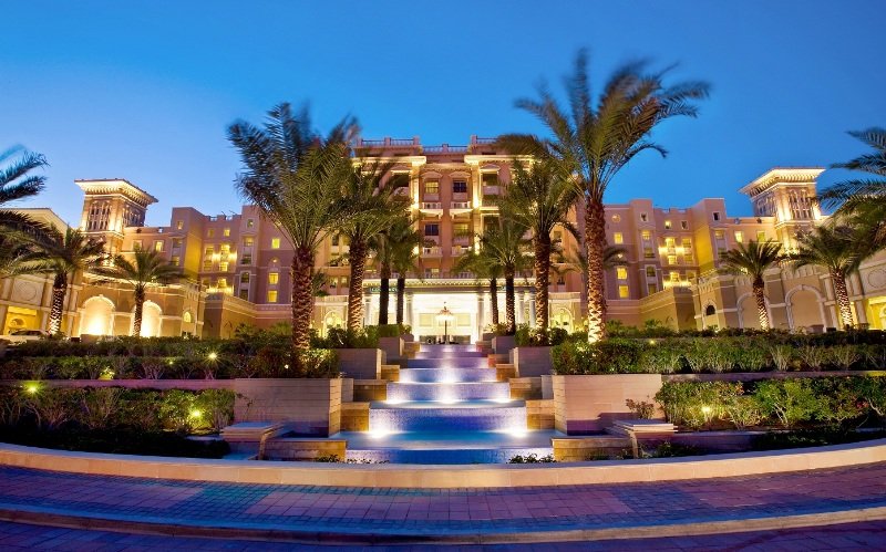VOGO Abu Dhabi Golf Resort & Spa