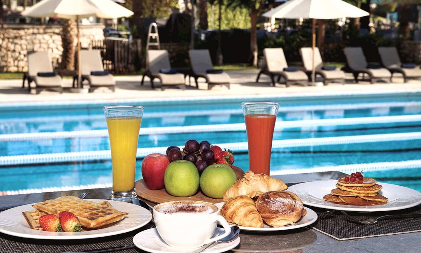 Radisson Blu Hotel & Resort, Al Ain