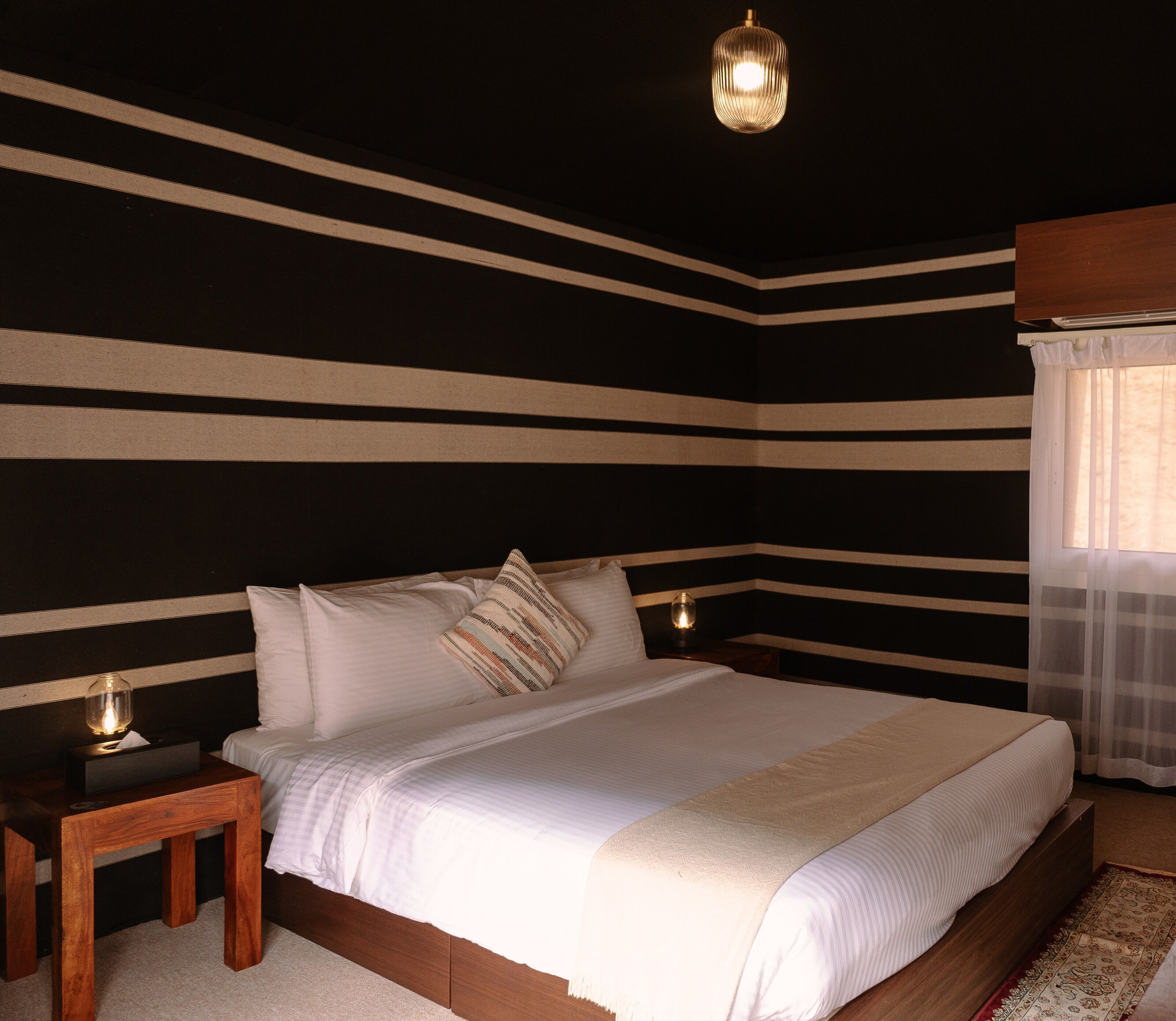 Pura Eco Retreat Jebel Hafit Desert Park