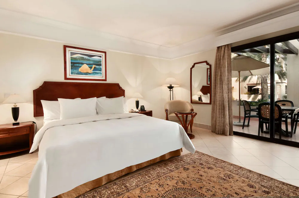 Radisson Blu Hotel & Resort, Al Ain