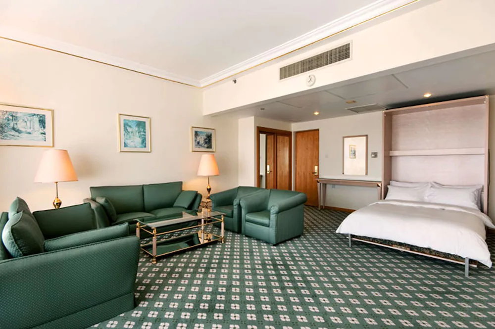 Radisson Blu Hotel & Resort, Al Ain
