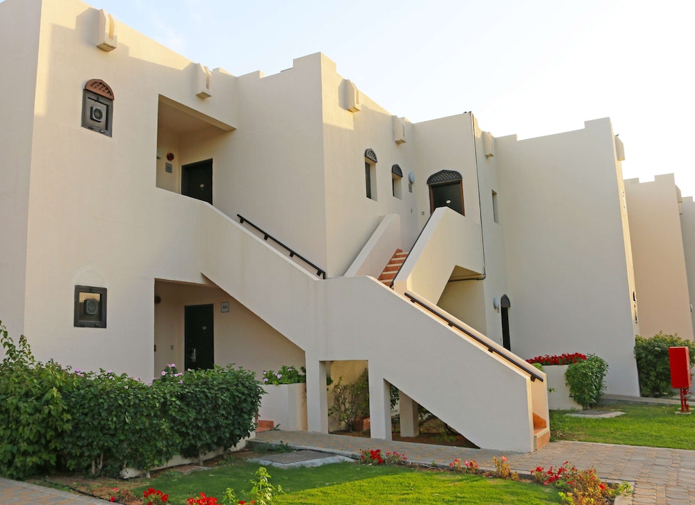 Radisson Blu Hotel & Resort, Al Ain