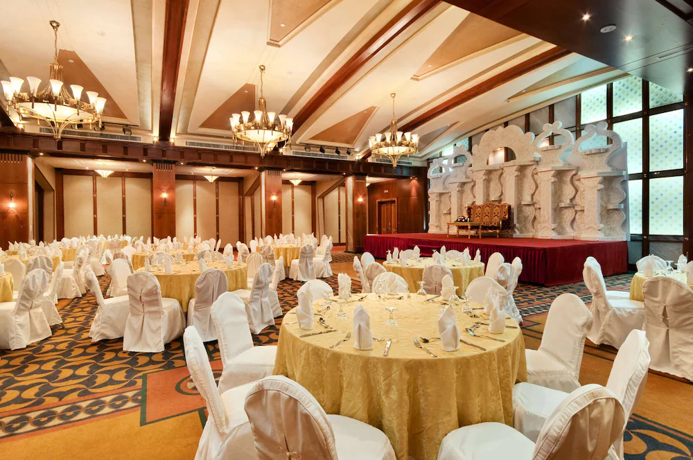 Radisson Blu Hotel & Resort, Al Ain