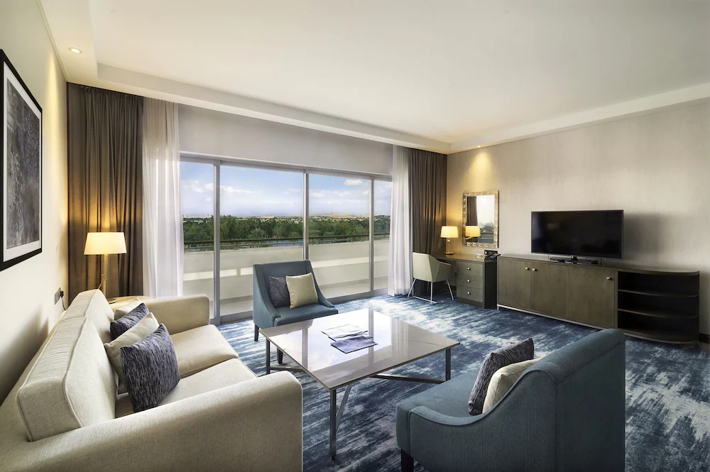 Radisson Blu Hotel & Resort, Al Ain