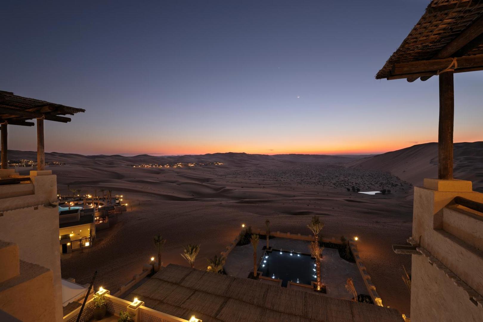 Qasr Al Sarab Desert Resort by Anantara