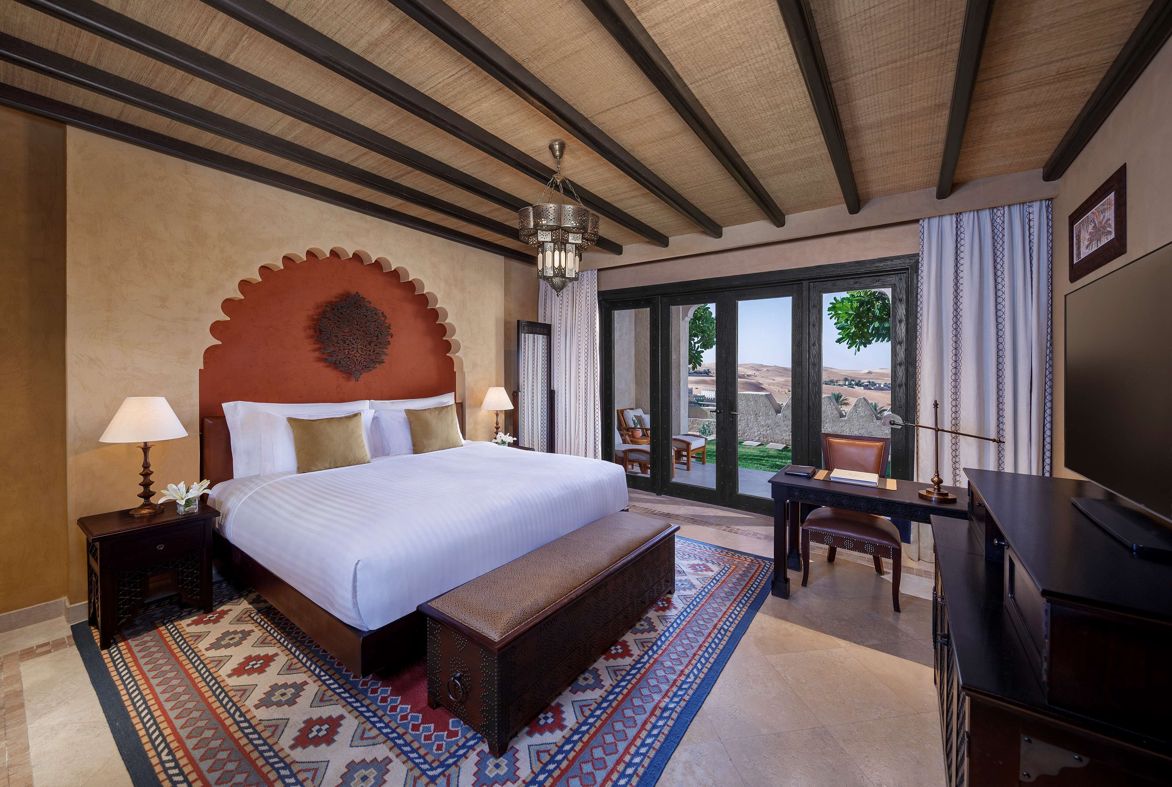 Qasr Al Sarab Desert Resort by Anantara