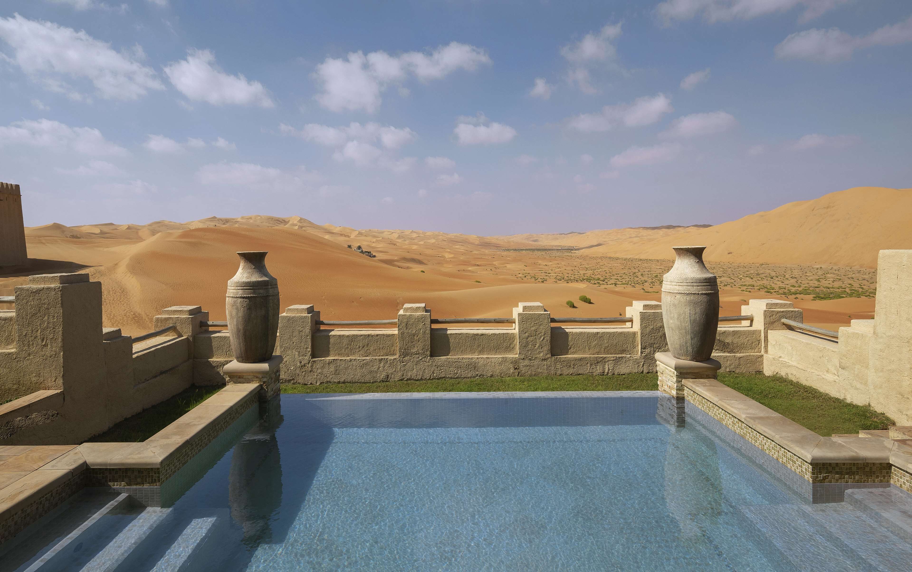 Qasr Al Sarab Desert Resort by Anantara