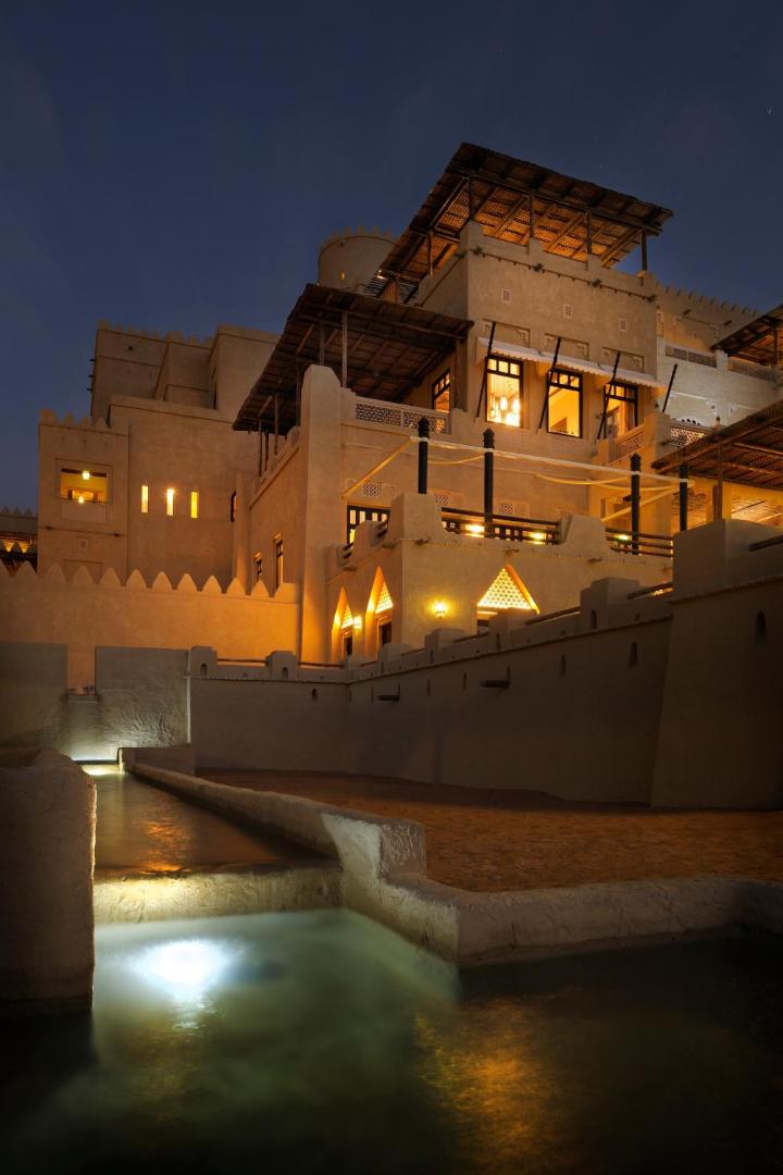 Qasr Al Sarab Desert Resort by Anantara