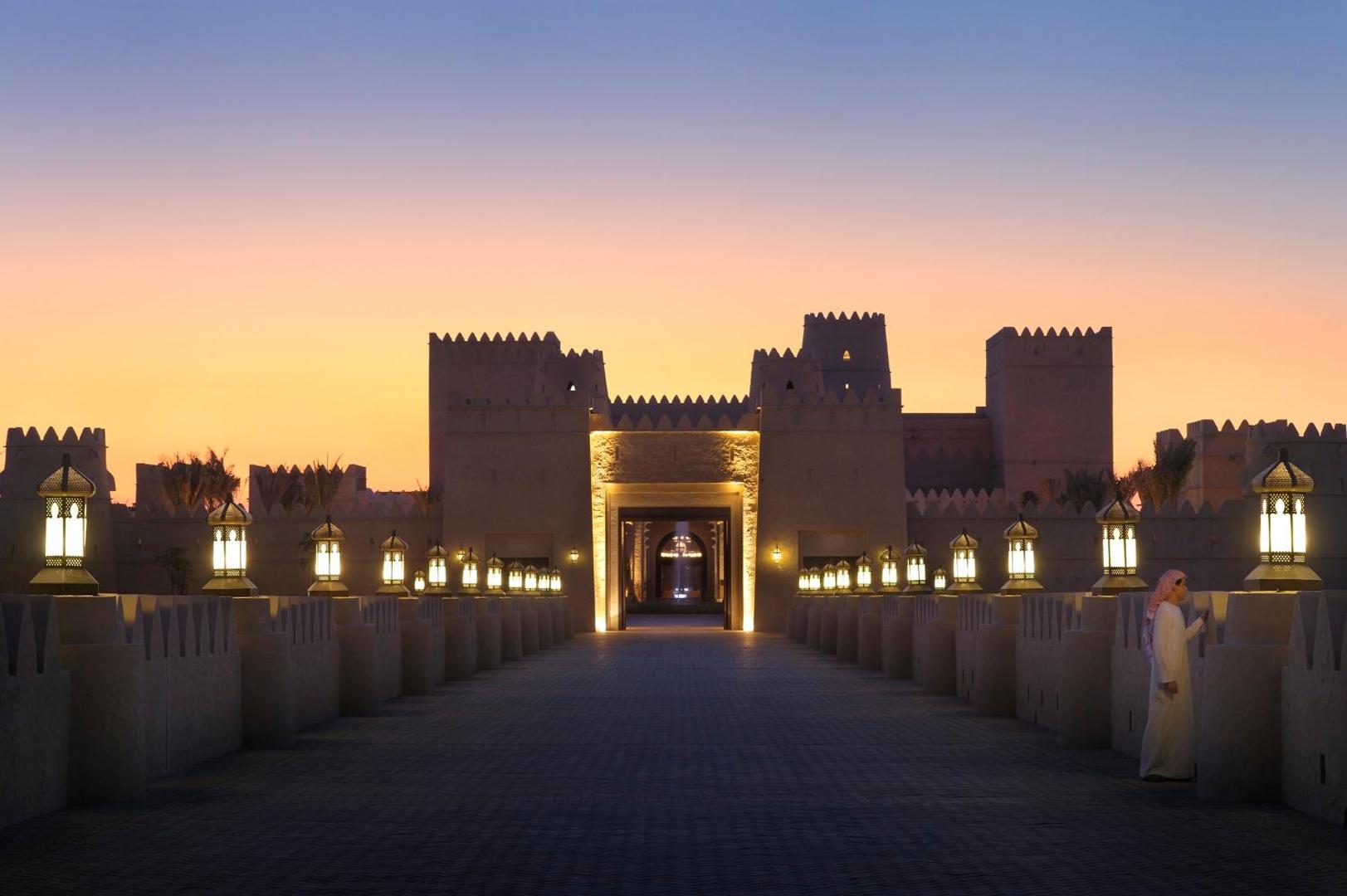 Qasr Al Sarab Desert Resort by Anantara