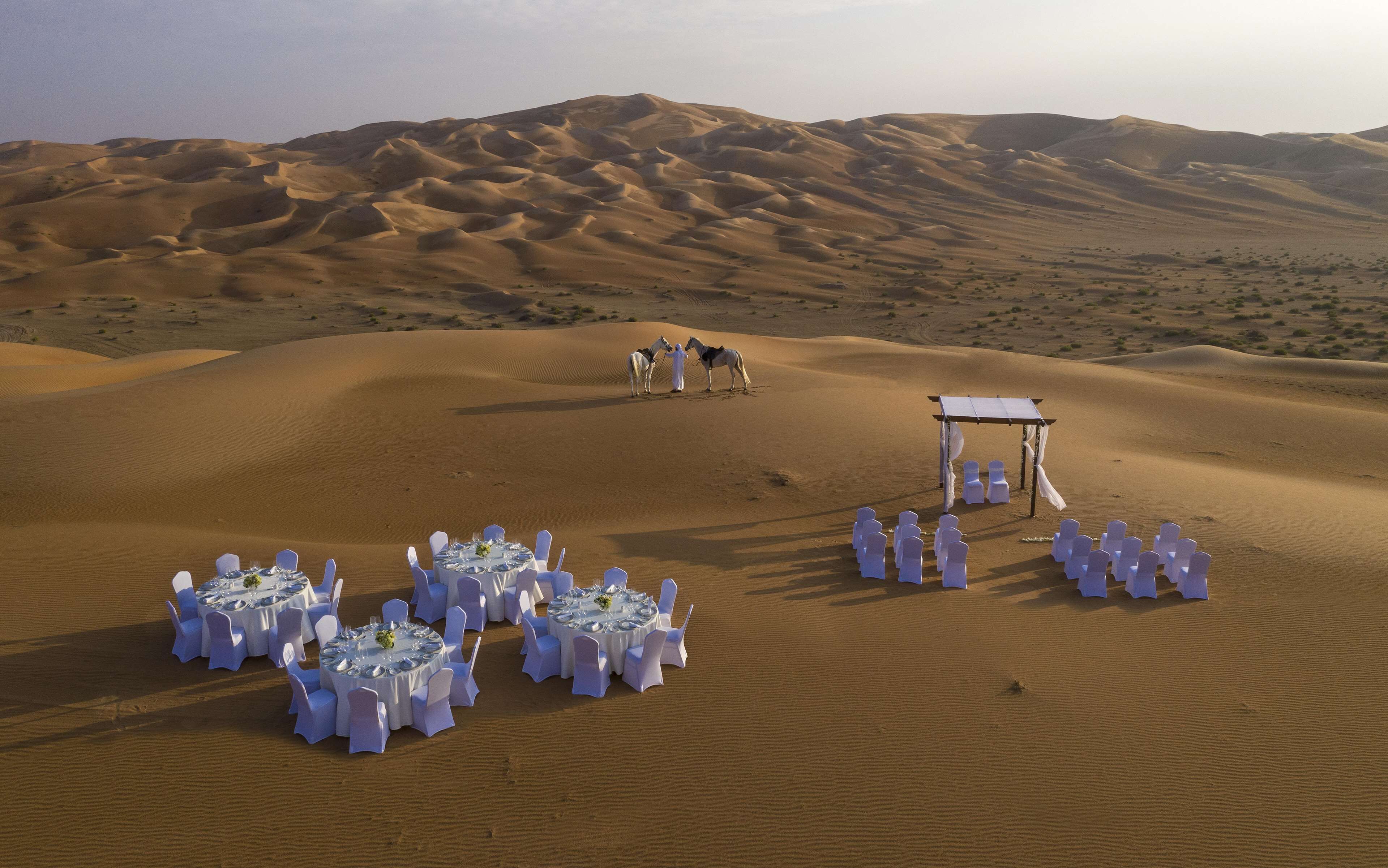 Qasr Al Sarab Desert Resort by Anantara