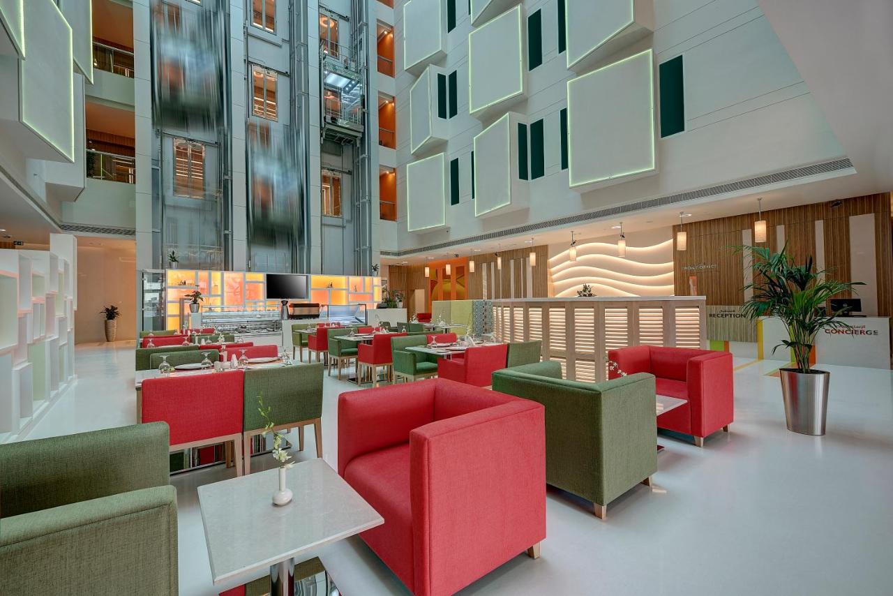 Al Khoory Atrium Hotel