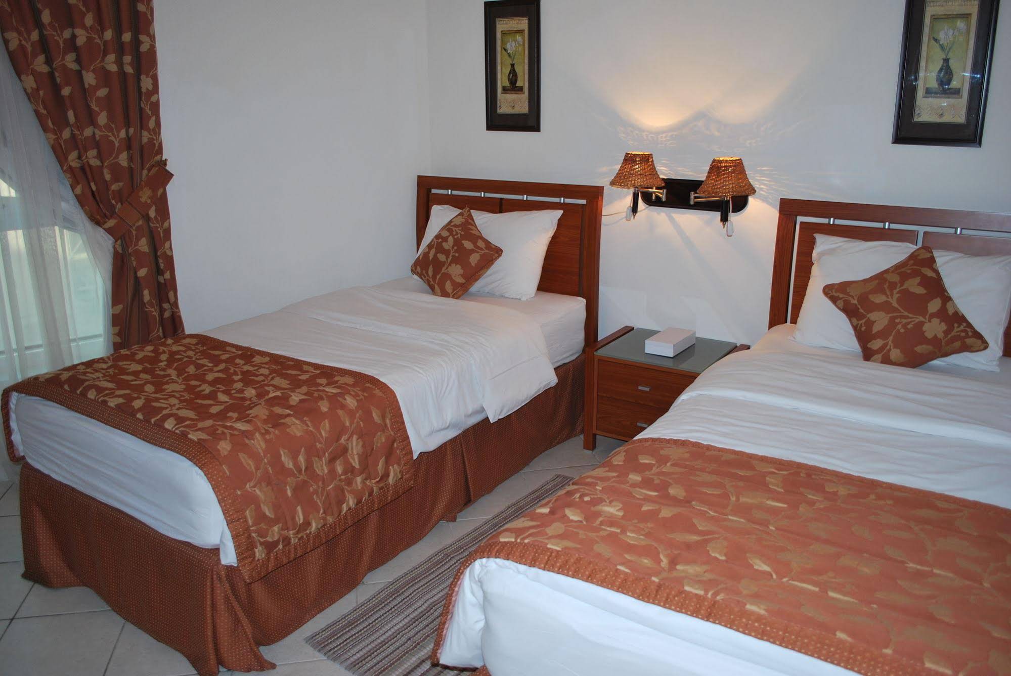 Al Deyafa Hotel Apartments 3