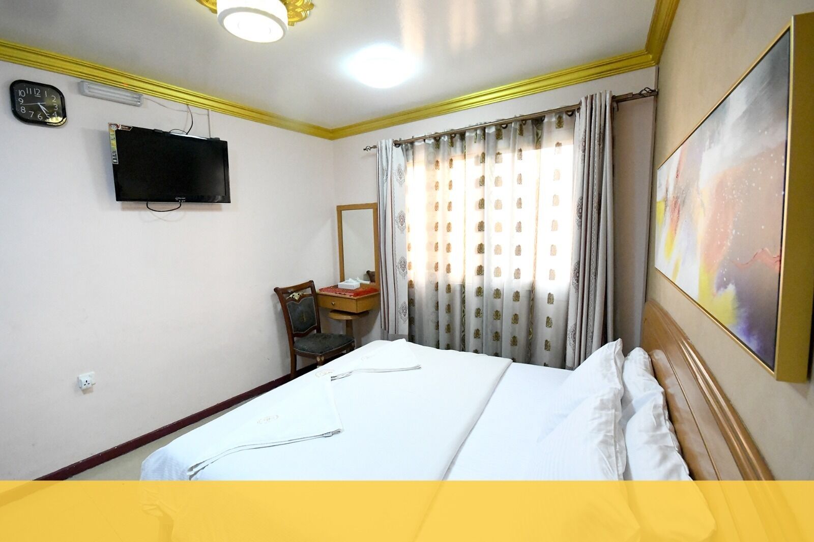 Maaeen Hotel