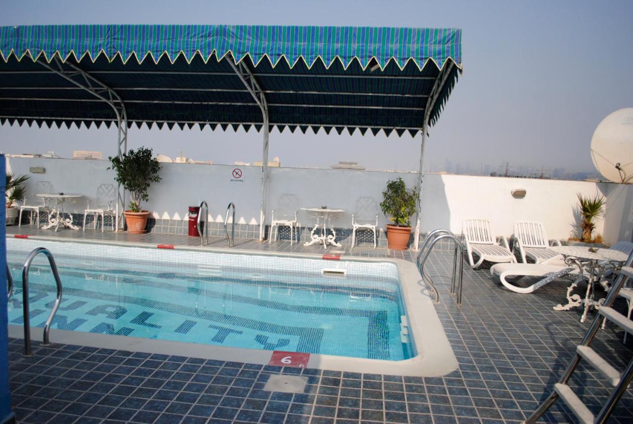 Le Paradise Palace
