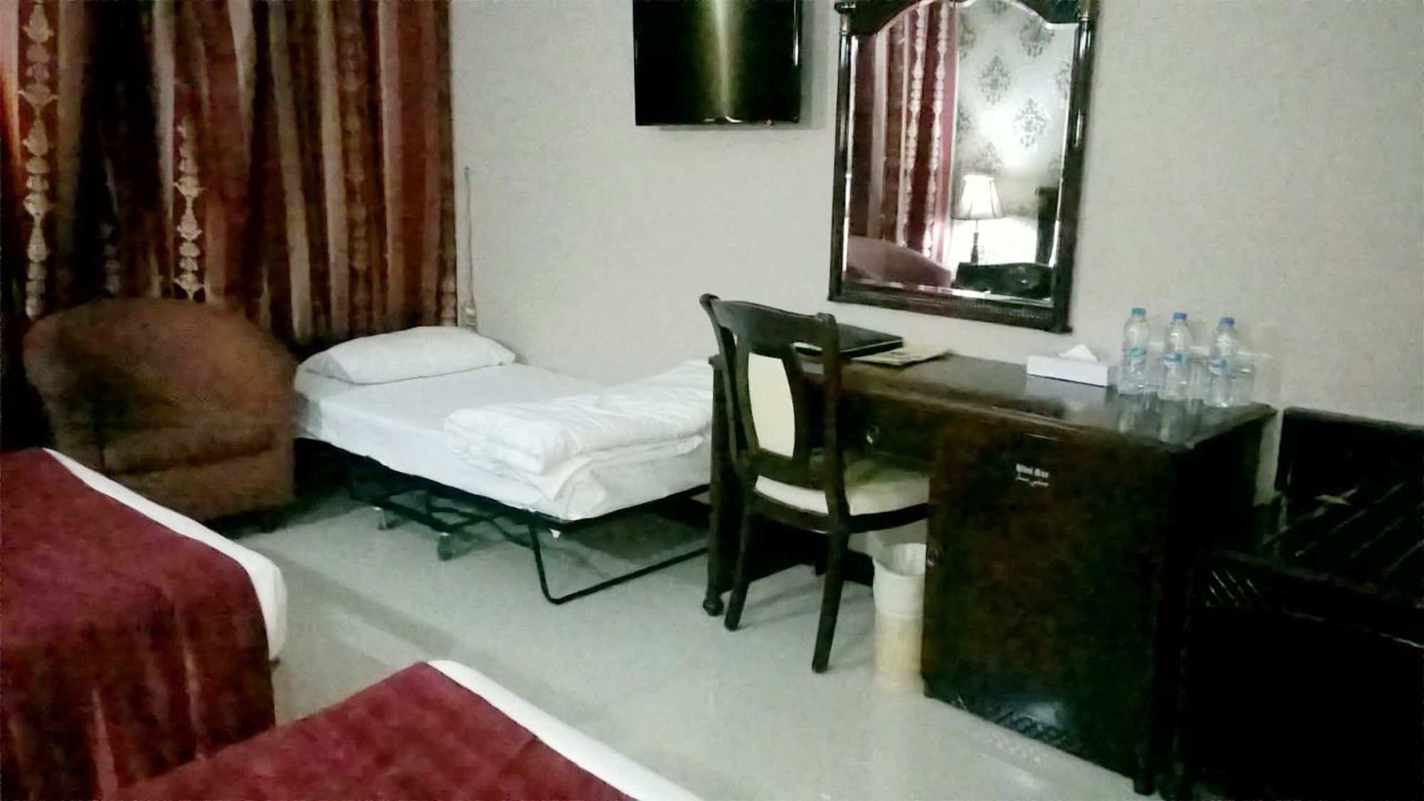 Sun & Sands Hotel