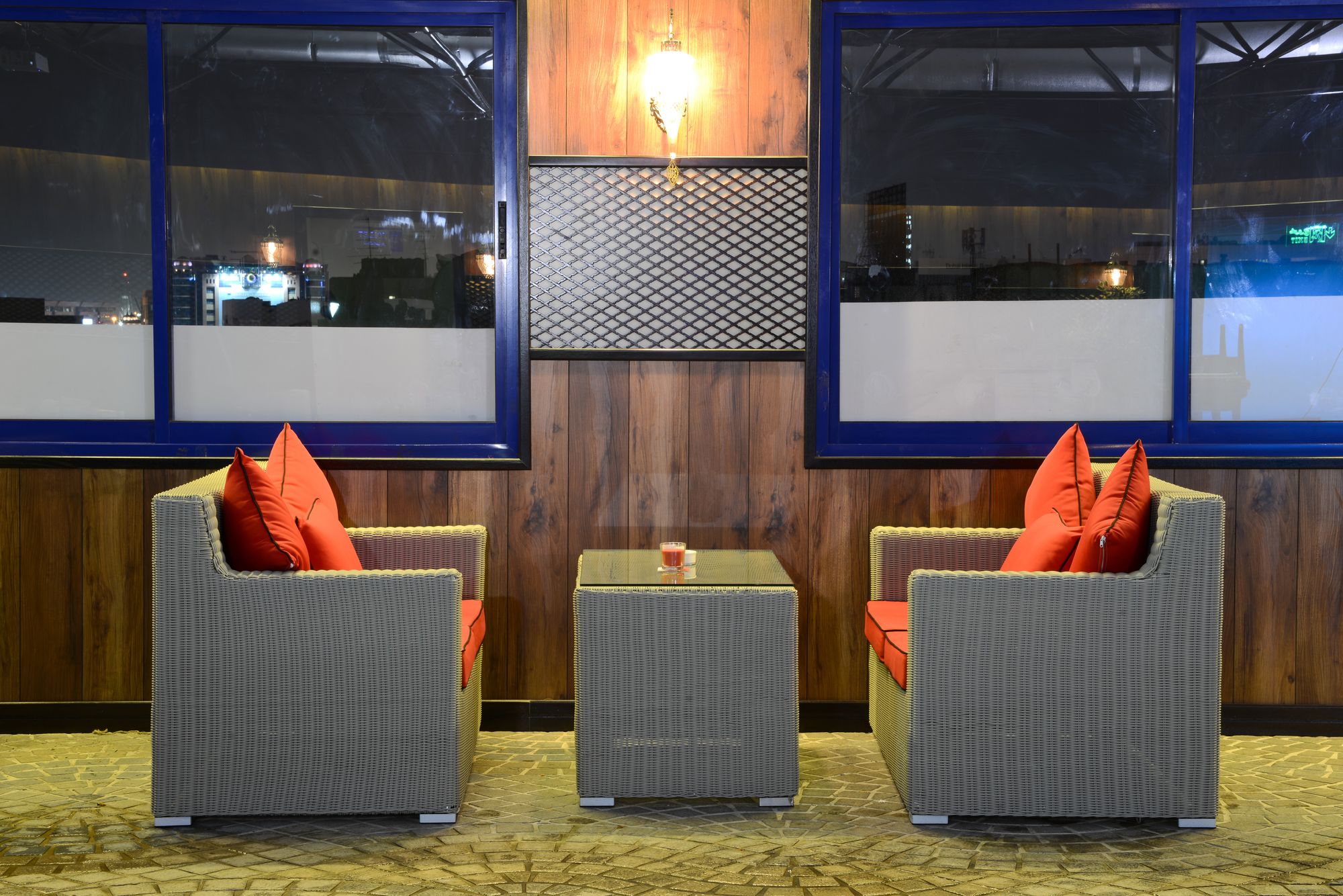 Sun & Sands Hotel