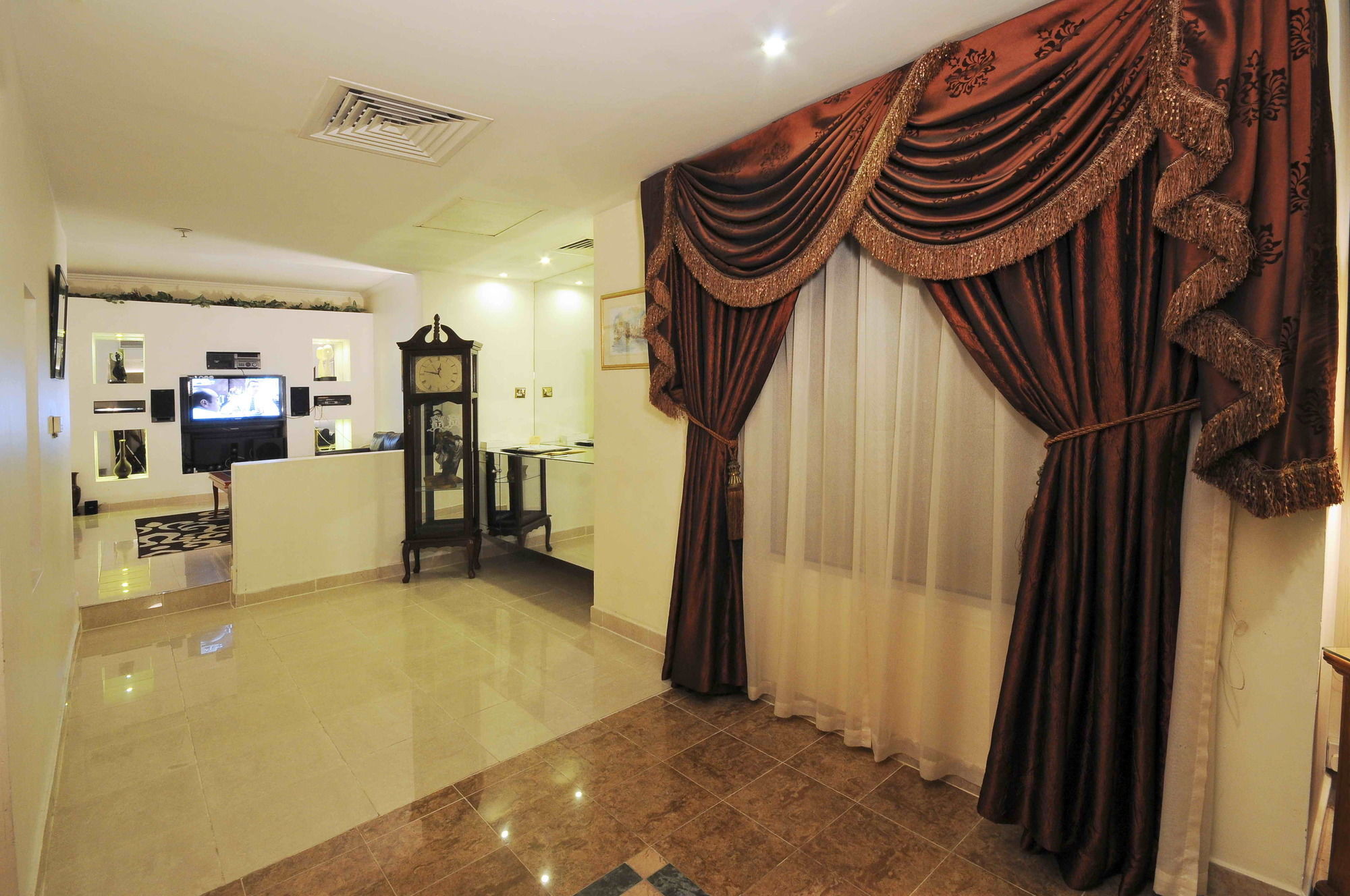 Sun & Sands Hotel