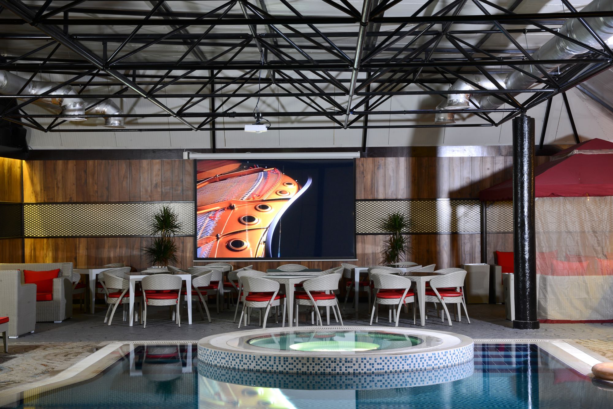 Sun & Sands Hotel