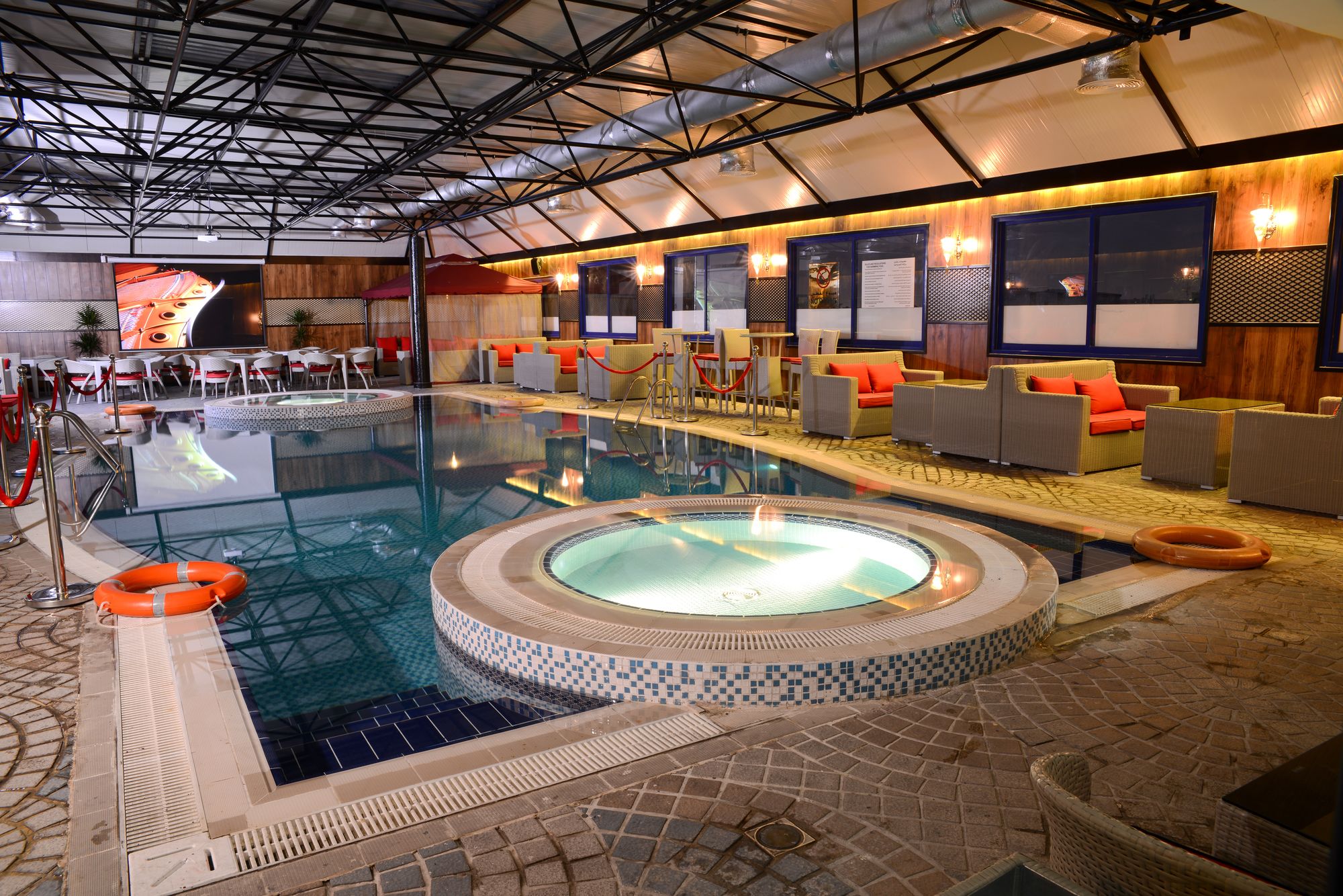 Sun & Sands Hotel