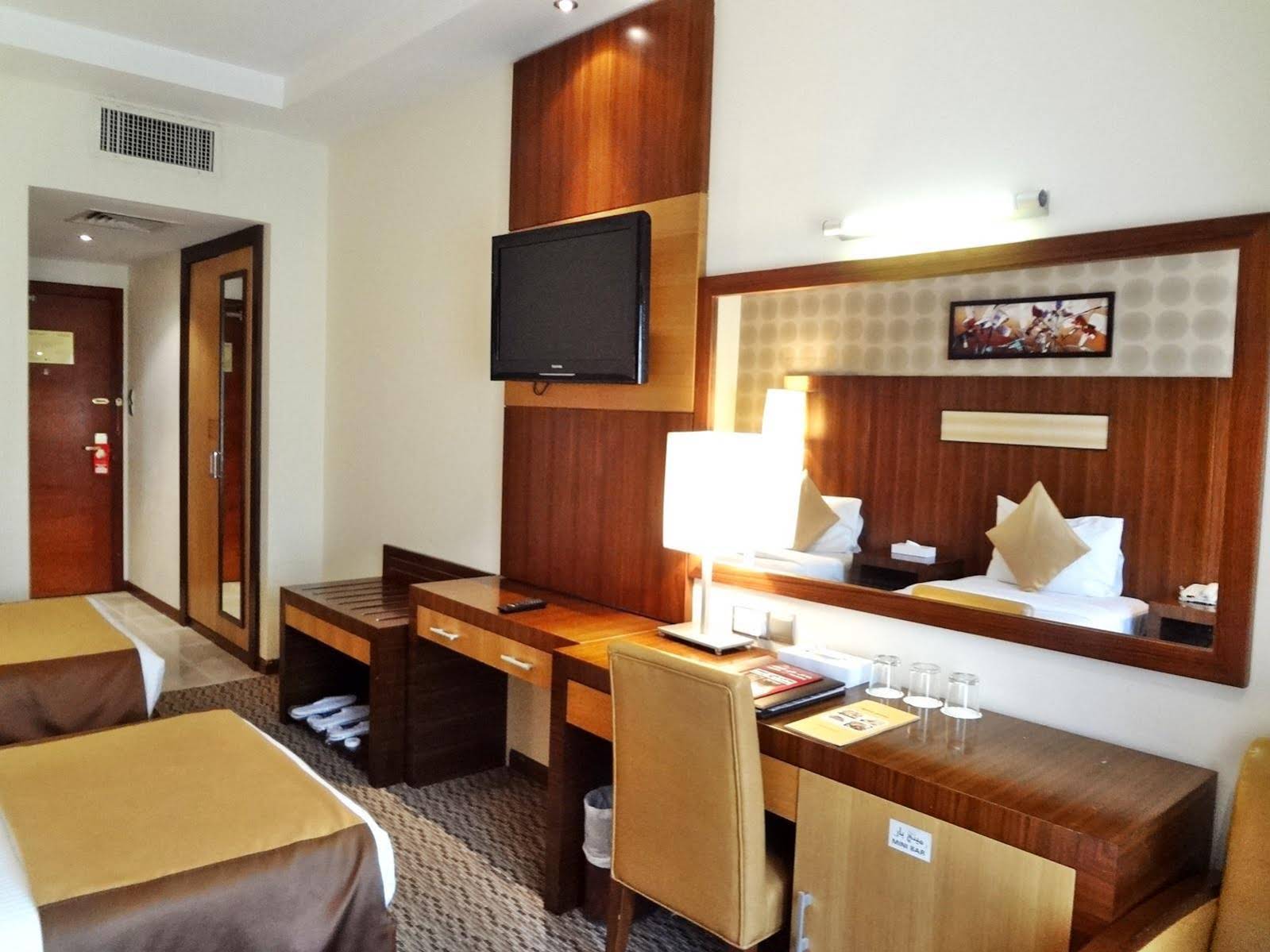 Sun & Sands Downtown Hotel