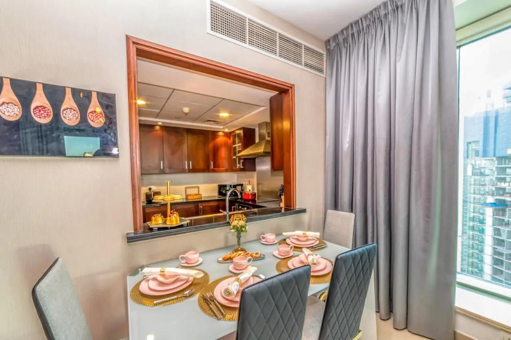 29 Boulevard by Bella Vista Apartment