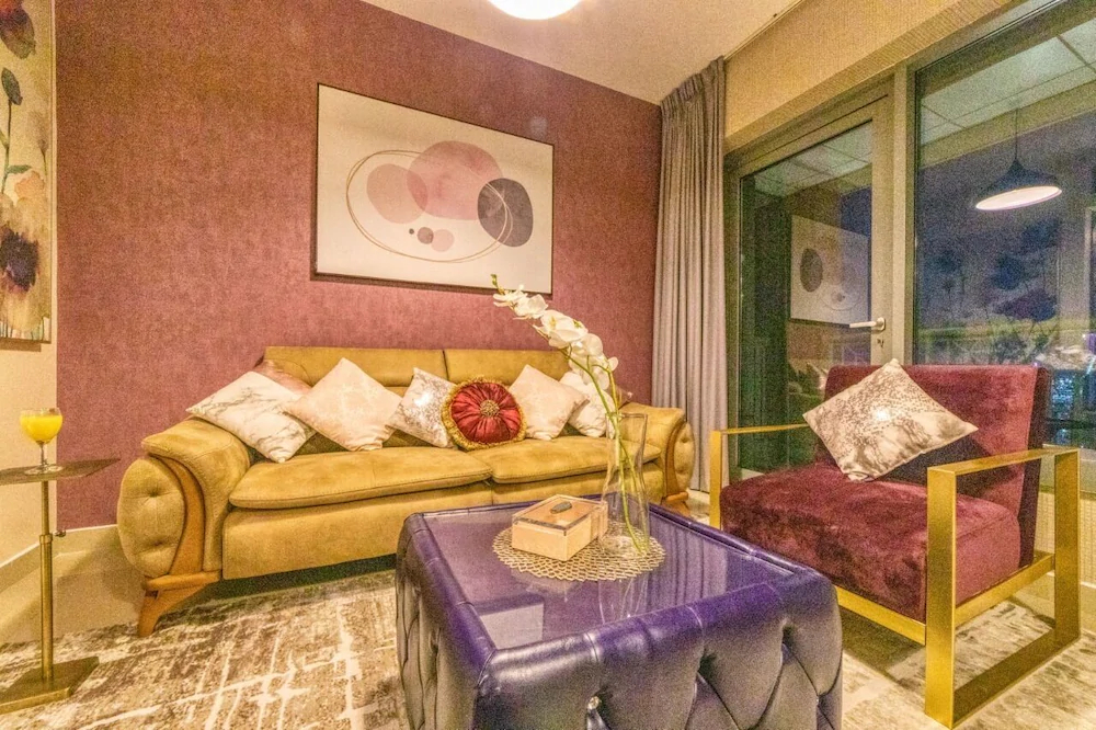 29 Boulevard by Bella Vista Apartment