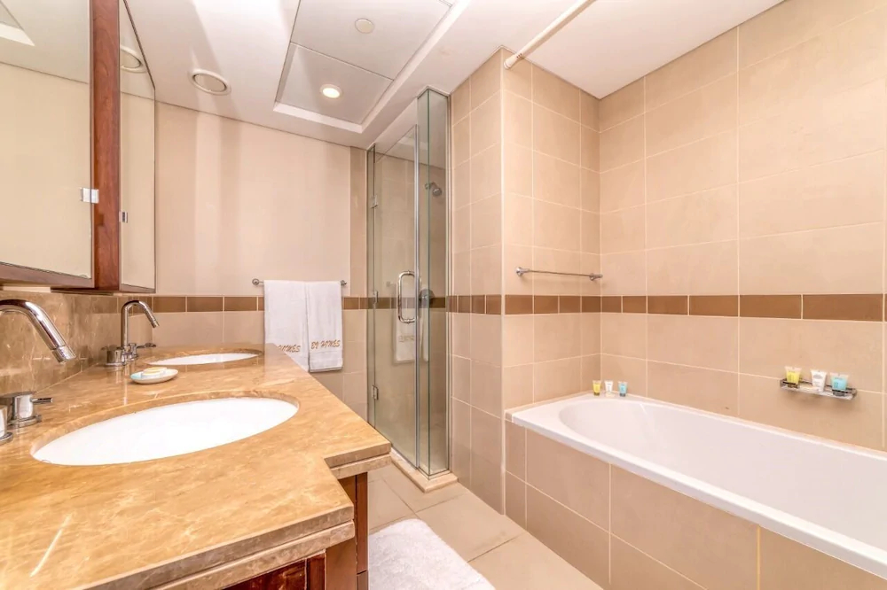 29 Boulevard by Bella Vista Apartment