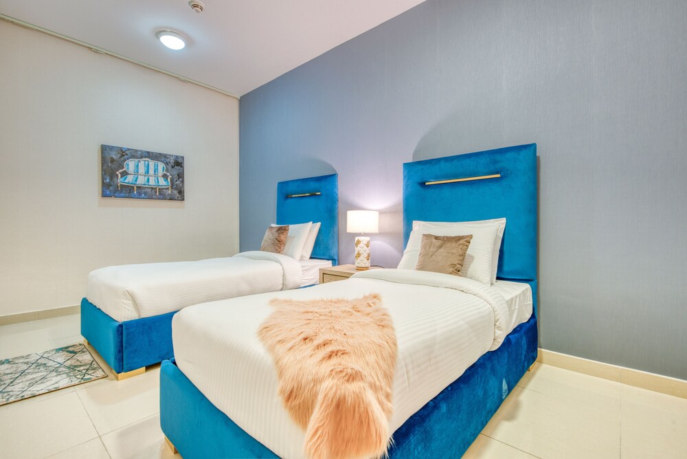 29 Boulevard by Bella Vista Apartment