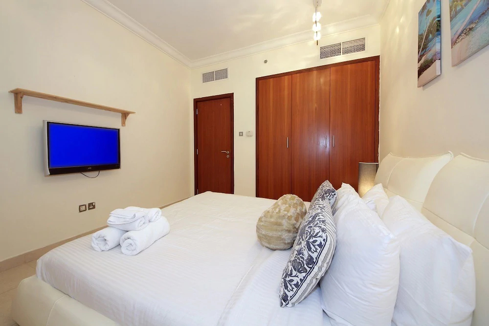 8 Boulevard Walk by New Arabian Holiday Homes
