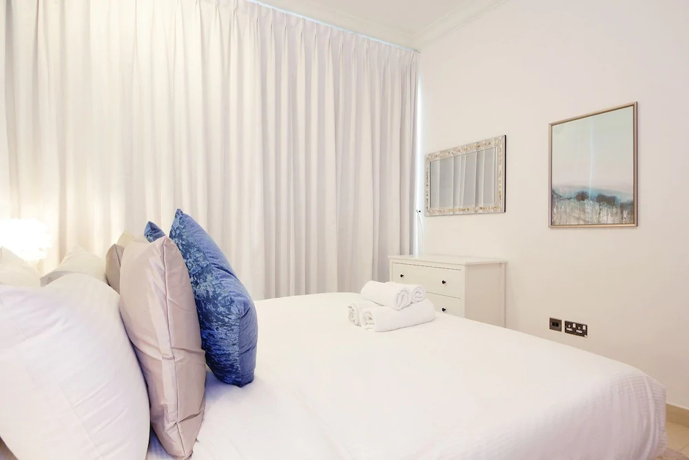 8 Boulevard Walk by New Arabian Holiday Homes