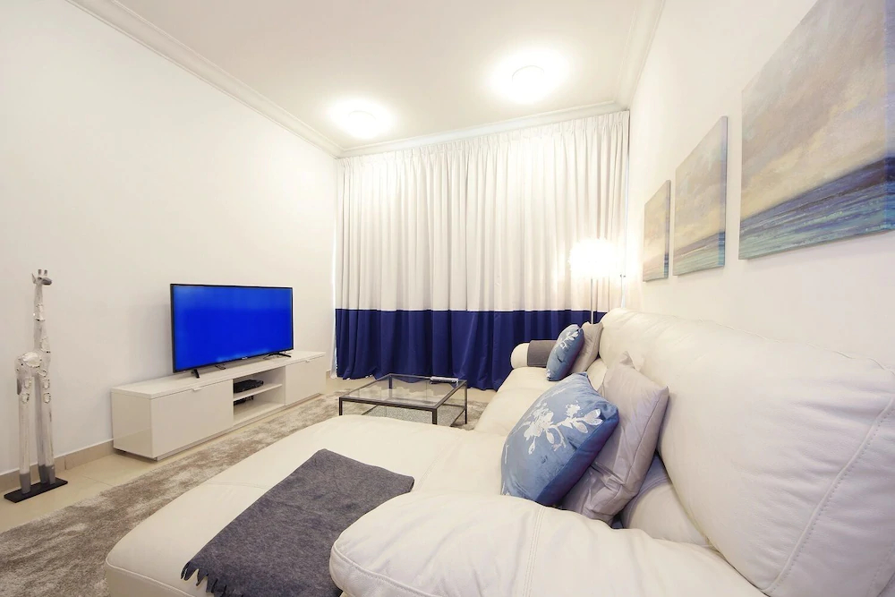 8 Boulevard Walk by New Arabian Holiday Homes