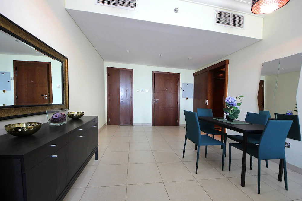 8 Boulevard Walk by New Arabian Holiday Homes