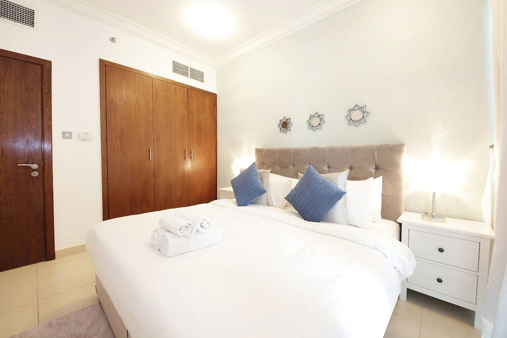 8 Boulevard Walk by New Arabian Holiday Homes