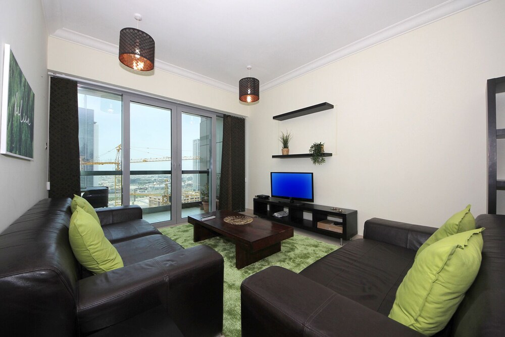 8 Boulevard Walk by New Arabian Holiday Homes